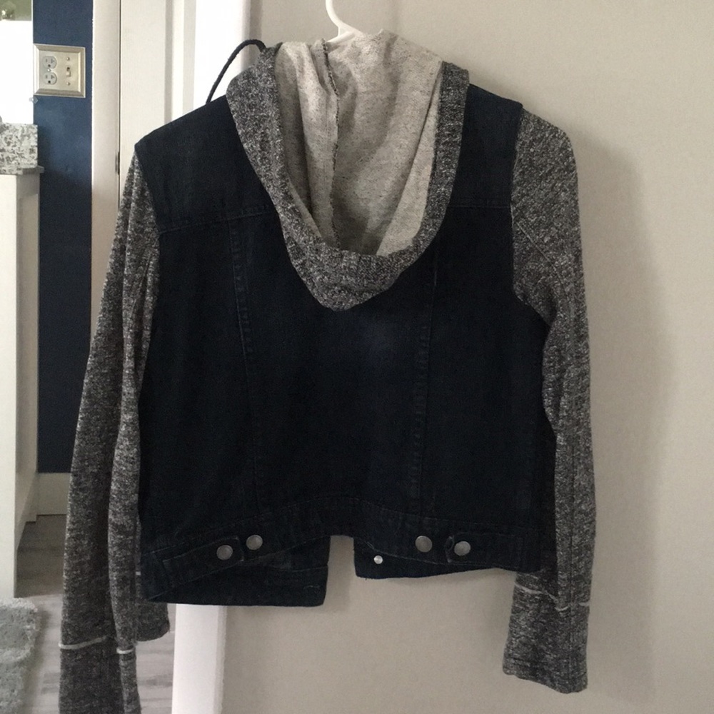 Jean jacket - Picture 3 of 3